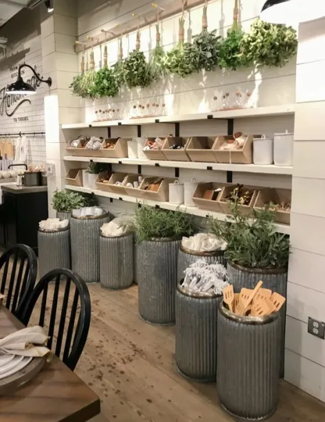 30 y tuong trung bay slatwall cho cua hang ban le Viet Notion 4 | SHOPDEPOT Image